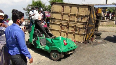 நுவரெலியா வாகன விபத்தில் மூன்று பெண்கள் உயிரிழப்பு