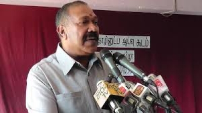 1000 ரூபாவை பார்க்க இராதாவுக்கு ஆசையாம்