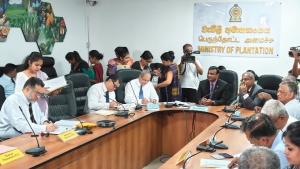 தோட்ட தொழிலாளர் சம்பள உயர்வு ஒப்பந்தம் கைச்சாத்து