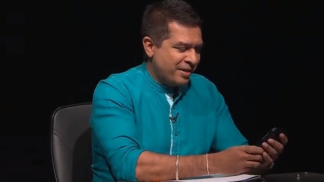 அரசாங்கம் விரைவாக வீழ்ச்சி அடைந்து வருகிறது