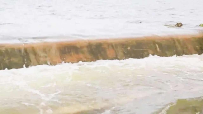 களனி கங்கை நீர்மட்டம் உயர்வதால் மக்களை வெளியேற அறிவுறுத்தல்