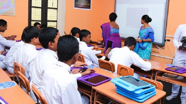 பாடசாலை மாணவர்களுக்கு சிக்கல் கொடுக்க வேண்டாம்