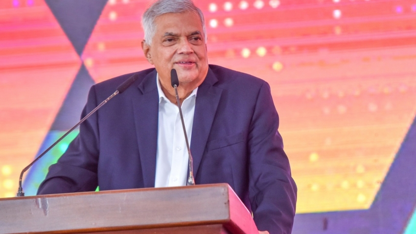 மக்கள் தோற்கடித்தத்து ரணிலை அல்ல நாட்டை