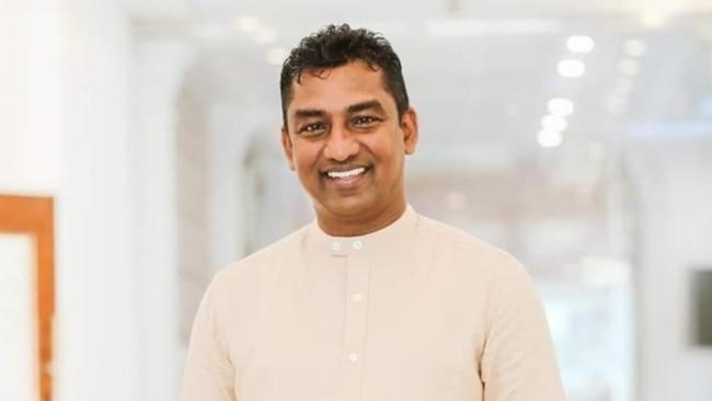 நிதி அமைச்சருக்கு தண்டனை வழங்க வேண்டும்