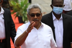 சிக்கும் கோட்டா? வெளிநாடு செல்லத் தடை!!