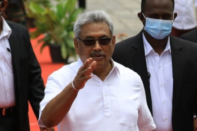 சிக்கும் கோட்டா? வெளிநாடு செல்லத் தடை!!