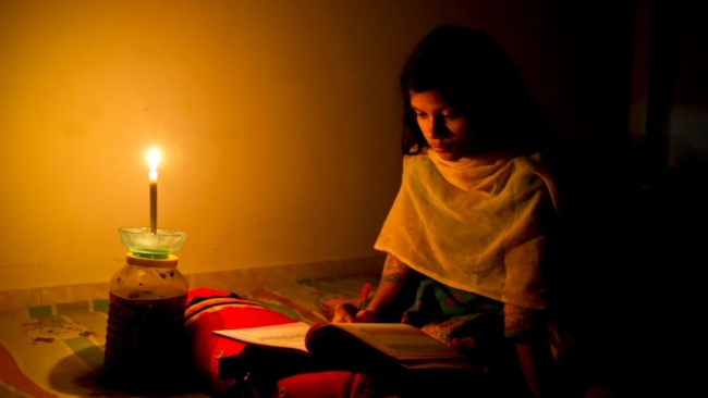 இலங்கையில் மின்சார உற்பத்தி கடும் அச்சுறுத்தலில்