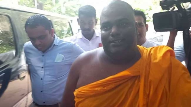 ஊழல் குழுக்களுக்கு மீண்டும் இந்த நாட்டை சீரழிக்க இடமளிக்கமாட்டோம்