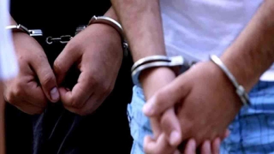 யாழ்பாணத்தை சேர்ந்த இருவர் வத்தளையில் துப்பாக்கியுடன் கைது