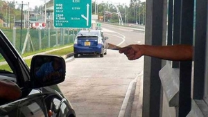 மூன்று நாட்களில் ரூபாய் 163 மில்லியன் வருமானம்