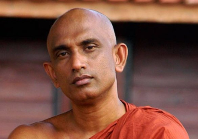 அதுரலியே ரதன தேரர் விளக்கமறியலில்