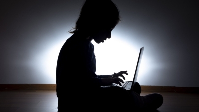 பெண்கள், சிறுமிகளுக்கு தொந்தரவு அதிகம்