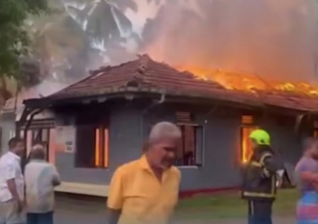 முதியோர் இல்ல தீ விபத்து &ndash; 8 பேருக்கு மேல் உயிரிழப்பு