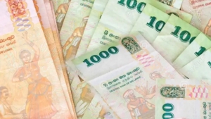 பாதிக்கப்பட்ட குடும்பங்களுக்கு பணம்